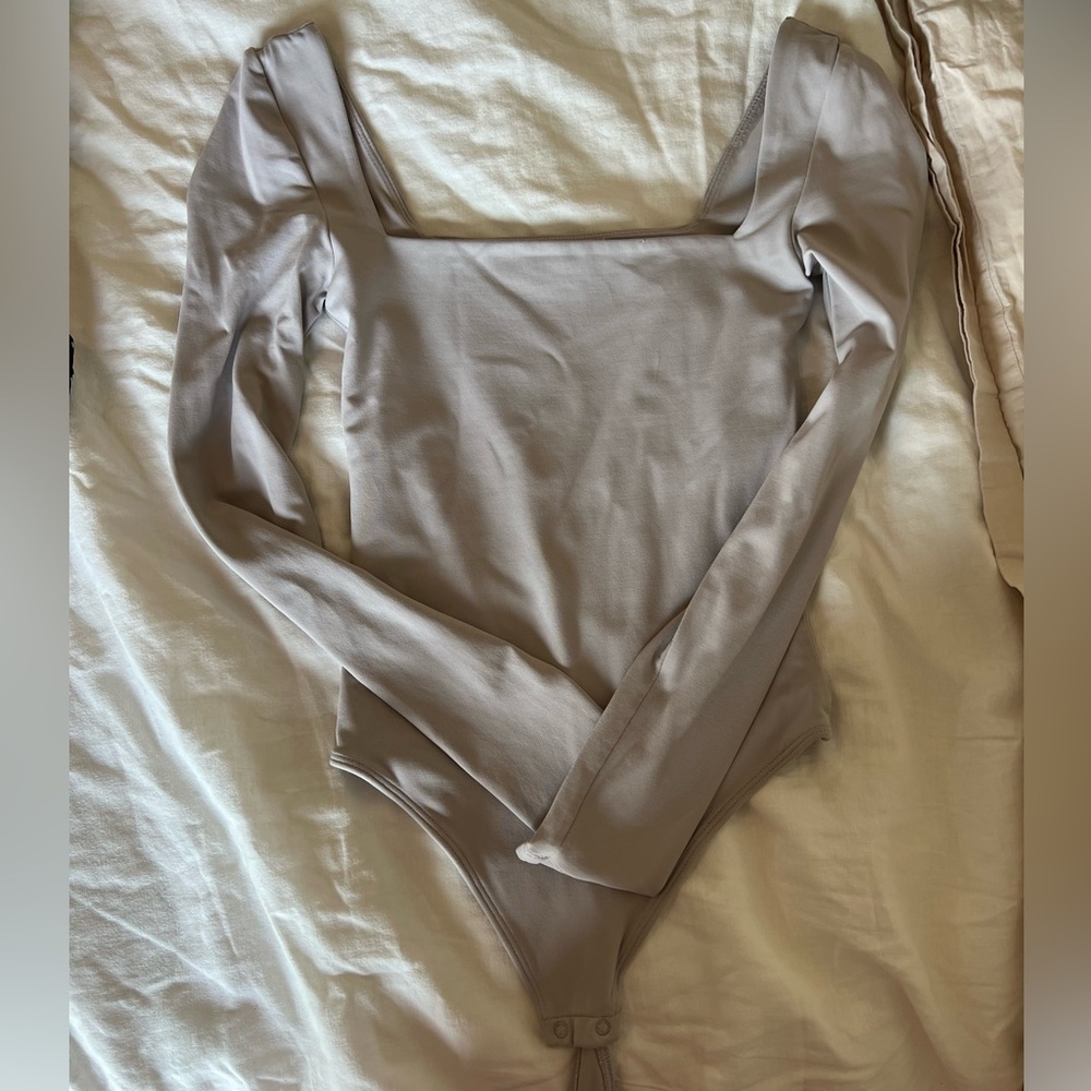 Aritzia - Original Contour Squareneck Bodysuit